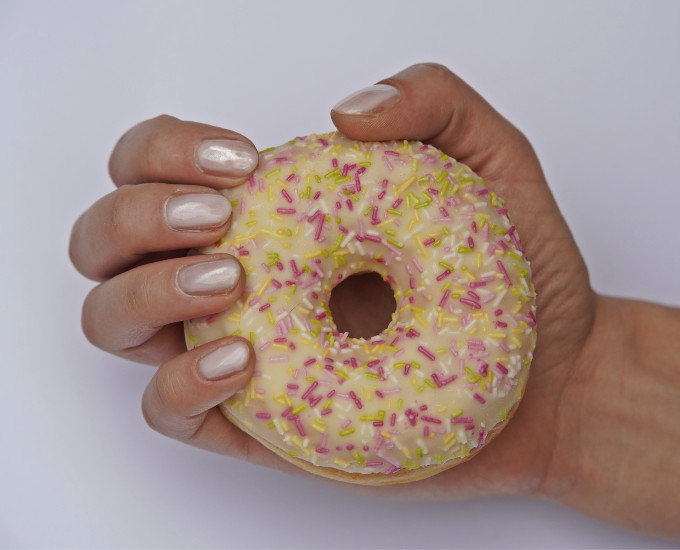 Hailey Bieber Glazed Donut Nails