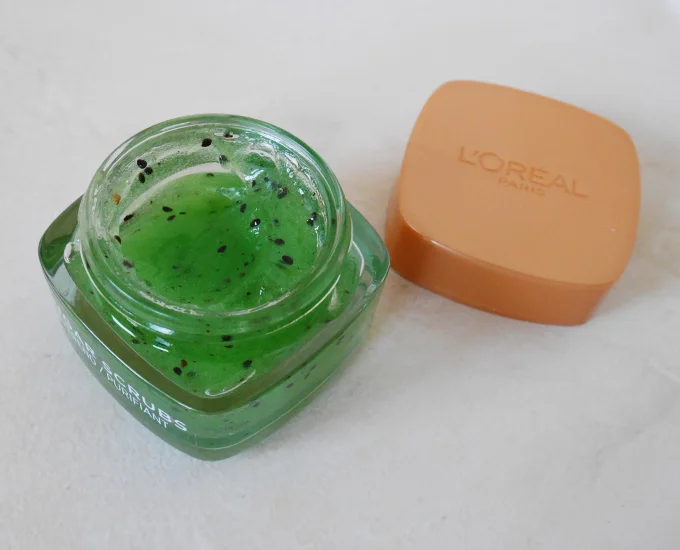 LOreal_Paris_Sugar_Scrubs_Kiwi.jpg LOreal Paris Sugar Scrubs Kiwi