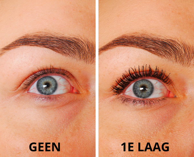 MAC Stack Mascara swatch