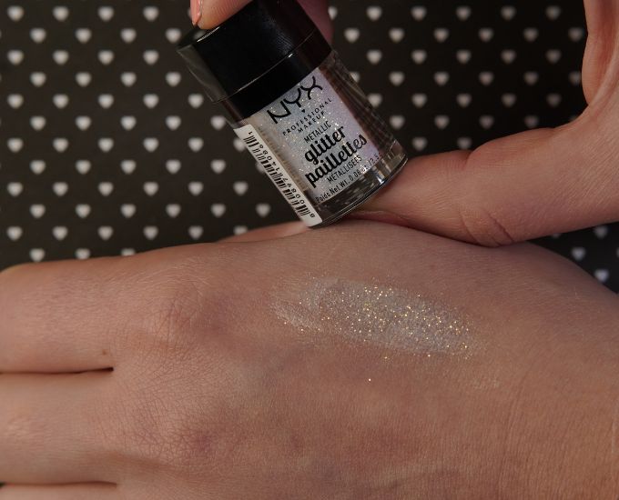 NYX Glitter Paillettes Lumi-lite Swatch