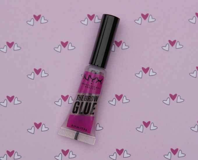 NYX Proffesional Makeup The Brow Glue Review