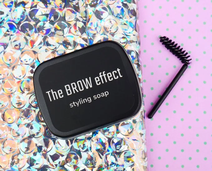 The Brow effect styling Soap