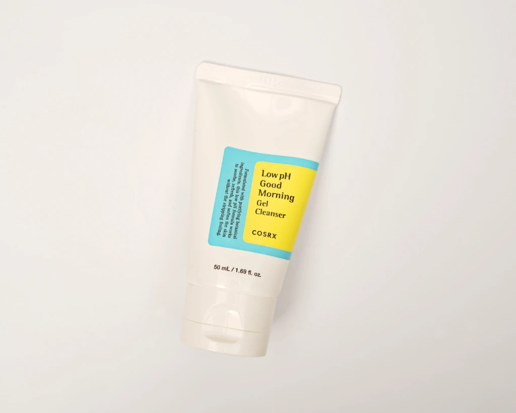 COSRX Low pH Good Morning Gel Cleanser Review