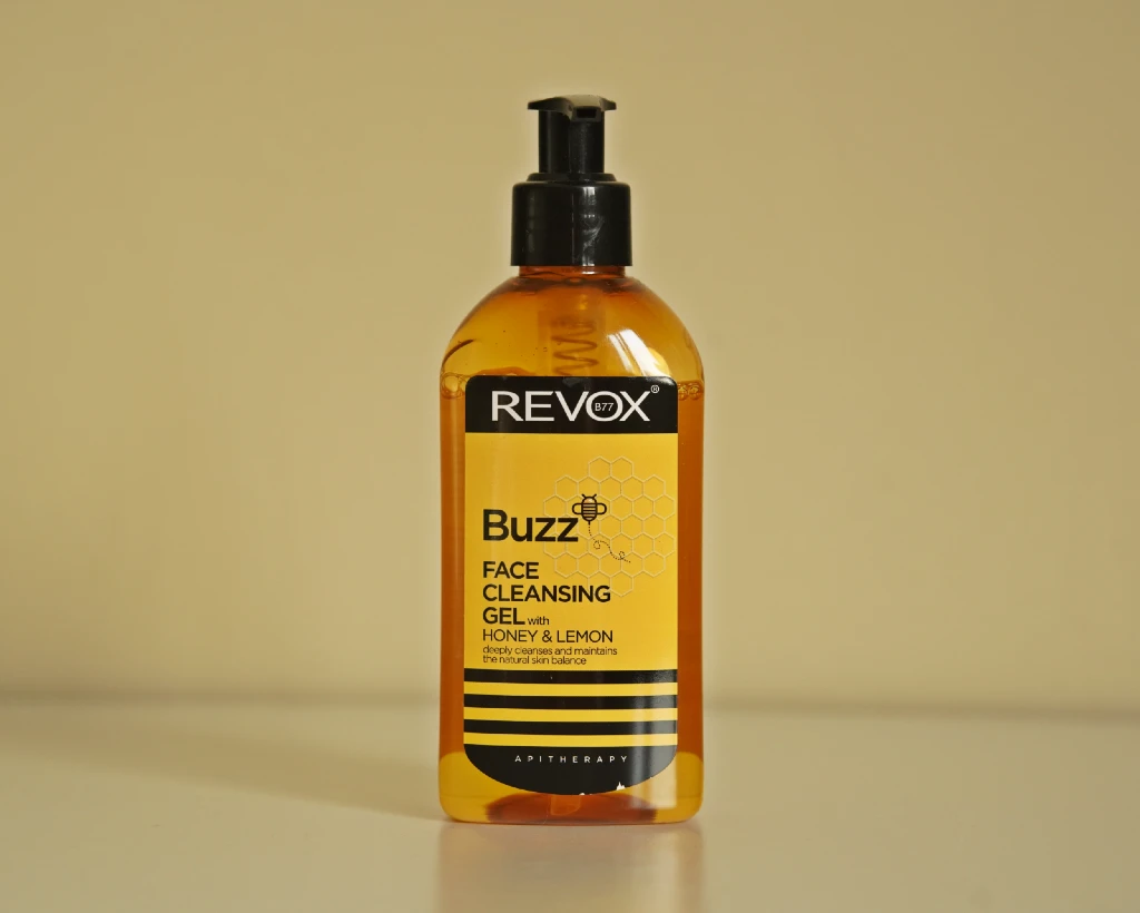 Revox Buzz Face Cleansing Gel