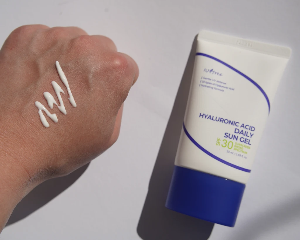 Isntree Hyaluronic Acid Daily Sun Gel